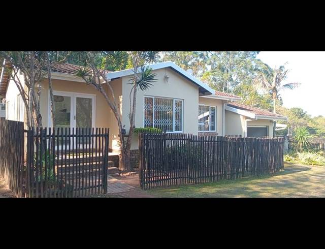 3 BEDROOM TOWNHOUSE FOR SALE IN DAWNCLIFFE